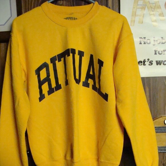 Women's Ritual Sweatshirt - Picture 1 of 2